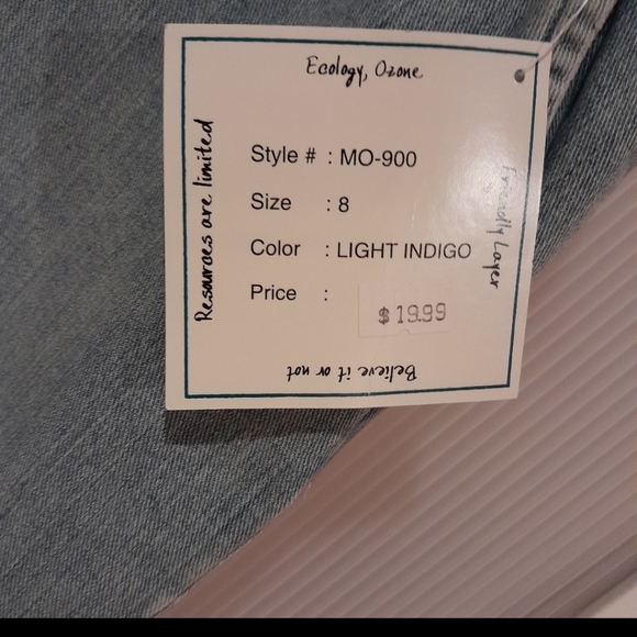 NWT- Earth Sea & Sky - Light blue (indigo) wide leg jean capris, Size 8 - Picture 5 of 7